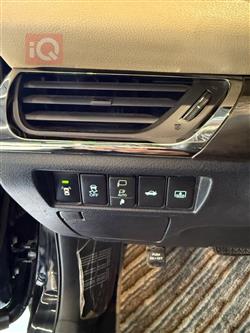 تويوتا أفالون